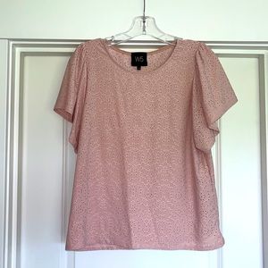 Super cute top size medium